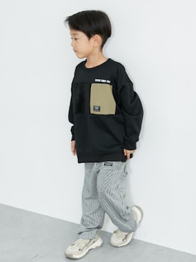 「通学スタイル」｜「アイテム（パンツ）」を使った、nissen Kids Modelsさん（キッズ・120cm）の秋コーディネート