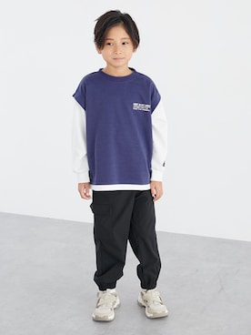 「アイテム（カーゴパンツ）」を使った、nissen Kids Modelsさん（キッズ・122cm）の秋コーディネート