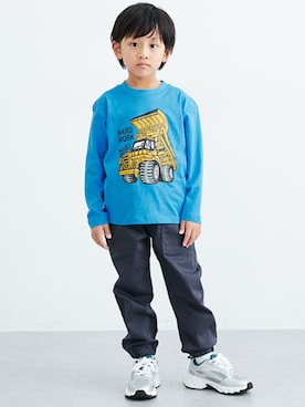 「QUNTSTYLE（キュントスタイル）ののびのび　ストレッチジョガーパンツ（その他パンツ、グレー系）」を使った、nissen Kids Modelsさん（キッズ・120cm）の春コーディネート