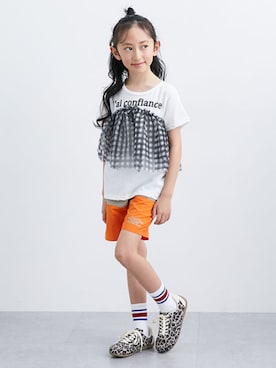 「nissen（ニッセン）のプリントチュールドッキングTシャツ（女の子）（Tシャツ/カットソー、ホワイト系）」を使った、nissen Kids Modelsさん（キッズ・121cm）の春コーディネート