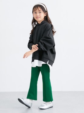 「アイテム（スウェット）」を使った、nissen Kids Modelsさん（キッズ・120cm）の秋コーディネート