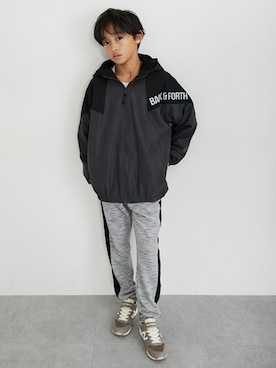 「アイテム（ブルゾン）」を使った、nissen Kids Modelsさん（キッズ・146cm）の秋コーディネート