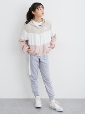 「アイテム（スウェットパンツ）」を使った、nissen Kids Modelsさん（キッズ・154cm）の冬コーディネート