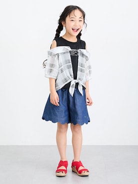 「nissen（ニッセン）のシャツドッキングTシャツ（女の子）（Tシャツ/カットソー、ホワイト系）」を使った、nissen Kids Modelsさん（キッズ・121cm）の春コーディネート