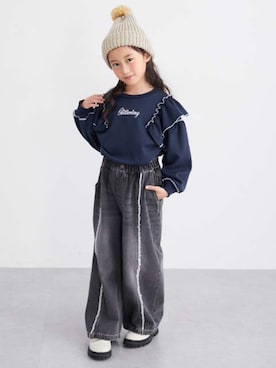 「裏ベロアトップス」｜nissen Kids Modelsさん（キッズ・120cm）の冬コーディネート