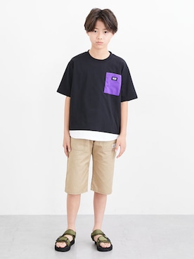 「nissen（ニッセン）の接触冷感・UVカット　ビッグシルエットポケット付き半袖デザインTシャツ（男の子・女の子）（Tシャツ/カットソー、ブラック系）」を使った、nissen Kids Modelsさん（キッズ・121cm）の春コーディネート