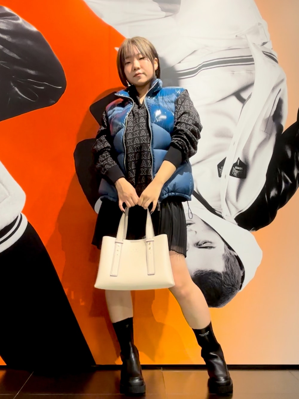 moᴥmoさんの「【A|X アルマーニ エクスチェンジ】オールオーバーロゴ　ハーフジップニットプルオーバー（ARMANI EXCHANGE）」を使ったコーディネートの1枚目の写真