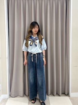 「ITEMS URBANRESEARCH（アイテムズ アーバンリサーチ）の綿麻デニムパンツ（デニムパンツ、ブルー系）」を使った、Rioriさん（レディース・166cm）の夏コーディネート