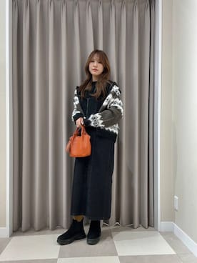 「アイテム（サロペット/オーバーオール）」を使った、Rioriさん（レディース・167cm）の秋コーディネート