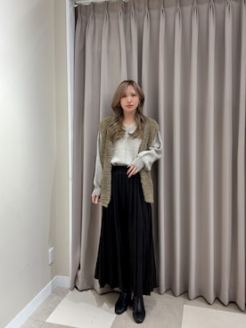 「アイテム（ベスト）」を使った、Rioriさん（レディース・166cm・20代）の冬コーディネート