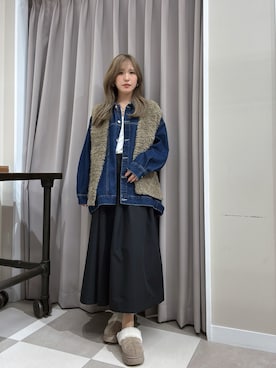 「アイテム（デニムジャケット）」を使った、Rioriさん（レディース・166cm・20代）の秋コーディネート
