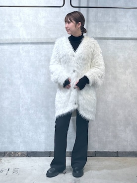 「PAGEBOY（ページボーイ）のモンスターフェザーカーディガン（カーディガン/ボレロ）」を使った、りりかさん（レディース・156cm）の秋コーディネート