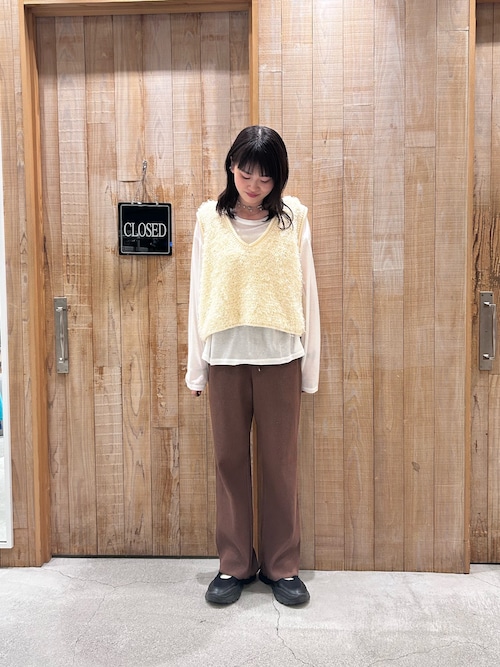 ループフリンジクロップド丈ベスト