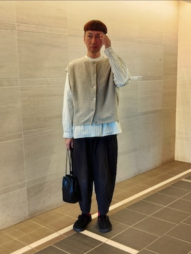 「アイテム（スリッポン）」を使った、tenteco02さん（メンズ・176cm）の冬コーディネート