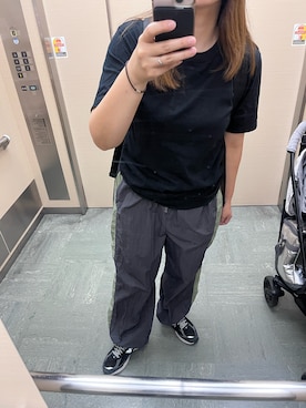 「NEW BALANCE（ニューバランス）のM2002R GTX（スニーカー、ブラック系）」を使った、g.さん（レディース・162cm）の秋コーディネート