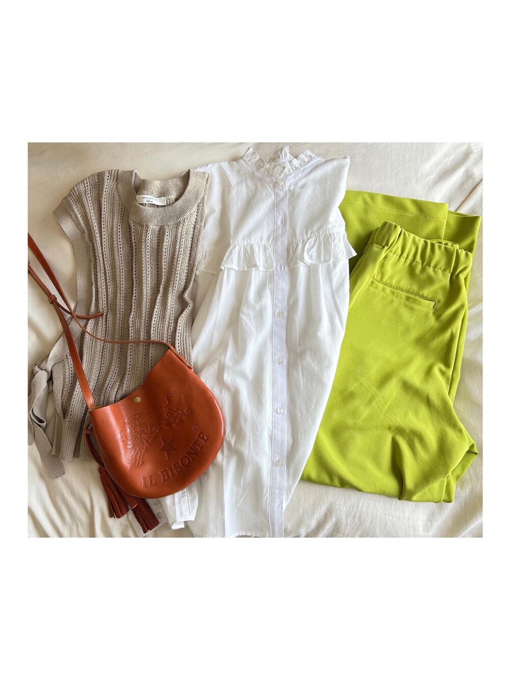 「ootd、outfit、今日のコーデ、Samansa Mos2 blue、coen、AMERICAN HOLIC、IL BISONTE」｜「Samansa Mos2 blueの透かし編みニットベスト（ベスト、ホワイト系）」を使った、ねあ／Neaさん（レディース・158cm）の春コーディネートの1枚目の写真