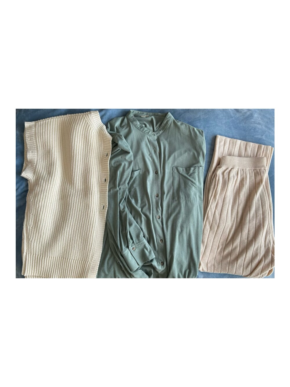 「outfit、ehka sopo、Samansa Mos2 blue、ROPEPICNIC」｜「ehka sopoのエコスウェードビッグシャツ（シャツ/ブラウス、グリーン系）」を使った、ねあ／Neaさん（レディース・158cm）の春コーディネートの1枚目の写真