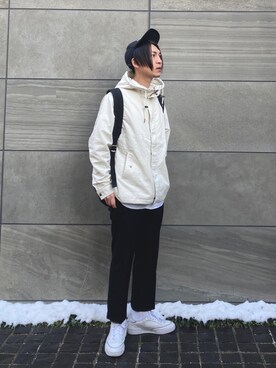 「URBAN RESEARCH Sonny Label（アーバンリサーチサニーレーベル）のアイテム（マウンテンパーカー）」を使った、 松波 侑亮さん（メンズ・164cm）の冬コーディネート