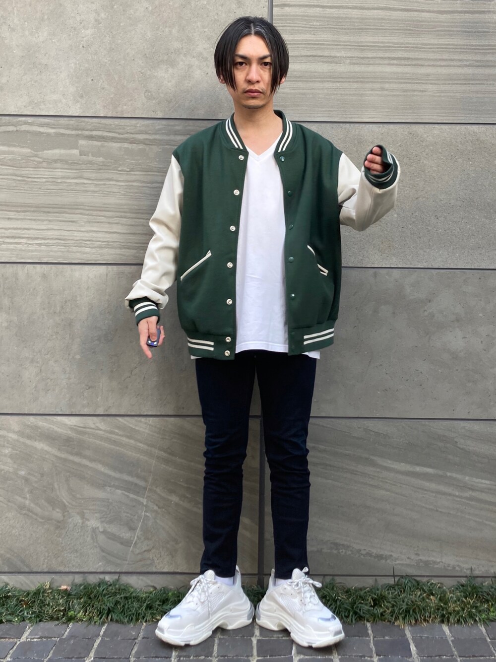 「エドウィン、edwinjapan、edwin、Sonny　Label、サニーレーベル、スタジャン、きれいめカジュアル、カジュアルコーデ、ビッグシルエット、ストリート、ootd、STOP 誹謗中傷、大人カジュアル、プチプラコーデ、大学生」｜「EBBETS FIELD FLANNELの【別注】EBBETS FIELDS×SonnyLabel　スタジャン（スタジャン、グリーン系）」を使った、 松波 侑亮さん（メンズ・164cm）の冬コーディネートの1枚目の写真