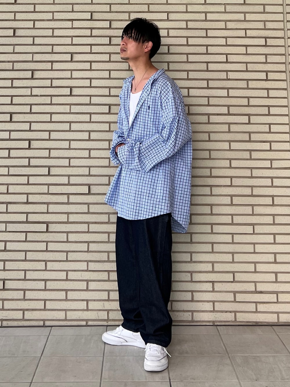 「EDWIN、edwinjapan、エドウィン、ポリスネックレス、POLICE」｜「POLICEの【POLICE】ポリス ＜piccolo collection＞ TOKEN ネックレス（ネックレス、シルバー系）」を使った、 松波 侑亮さん（メンズ・164cm）の秋コーディネートの1枚目の写真