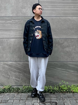 「NO NEED（ノーニード）のアイテム（トップス）」を使った、 松波 侑亮さん（メンズ・164cm）の春コーディネート