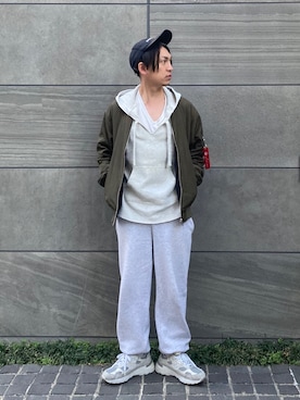 「URBAN RESEARCH Sonny Label（アーバンリサーチサニーレーベル）のアイテム（MA-1）」を使った、 松波 侑亮さん（メンズ・164cm）の春コーディネート