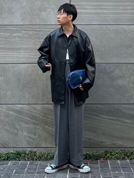 「タックイン」｜「アイテム（カバーオール）」を使った、 松波 侑亮さん（メンズ・164cm）の冬コーディネート