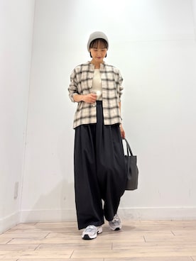 「秋のシャツ着こなし術」｜amiさん（レディース・160cm）の秋コーディネート
