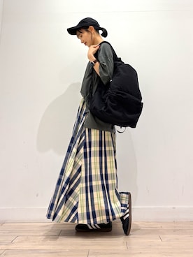 「アイテム（イヤリング）」を使った、amiさん（レディース・160cm）の秋コーディネート