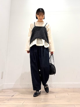 「アイテム（ボストンバッグ）」を使った、amiさん（レディース・160cm・30代）の秋コーディネート