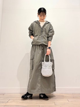 「ストレート×イエベ春」｜「アイテム（ナイロンジャケット）」を使った、amiさん（レディース・160cm）の冬コーディネート