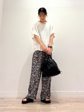 「SMELLY（スメリー）のアイテム（アクセサリー）」を使った、amiさん（レディース・160cm）の夏コーディネート