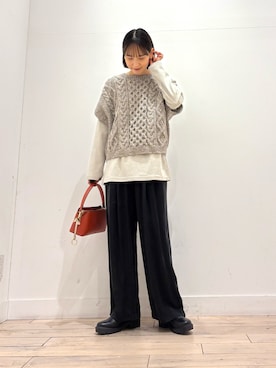 「アイテム（Tシャツ/カットソー、グリーン系）」を使った、amiさん（レディース・160cm）の秋コーディネート