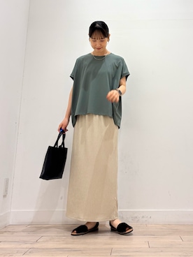 「URBAN RESEARCH DOORS（アーバンリサーチドアーズ）の『UR TECH』汗染み防止ドルマンTシャツ（Tシャツ/カットソー、グリーン系）」を使った、amiさん（レディース・160cm）の夏コーディネート