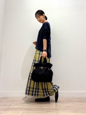 「アイテム（イヤリング）」を使った、amiさん（レディース・160cm）の秋コーディネート