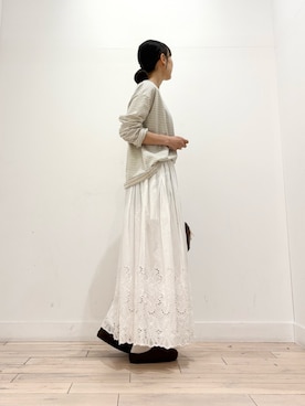 「かぐれ（カグレ）のナローボーダーロングカットソー（Tシャツ/カットソー、ホワイト系）」を使った、amiさん（レディース・160cm）の秋コーディネート