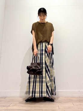 「アイテム（ネックレス）」を使った、amiさん（レディース・160cm）の秋コーディネート
