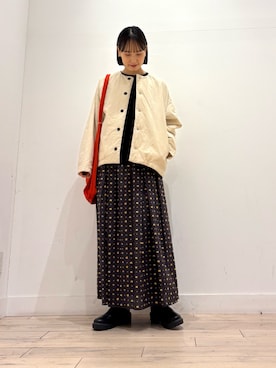 「アイテム（イヤリング）」を使った、amiさん（レディース・160cm）の秋コーディネート