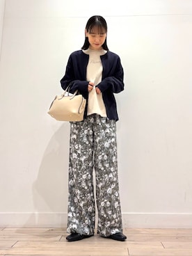 「フラワープリント」｜「アイテム（カーディガン/ボレロ）」を使った、amiさん（レディース・160cm）の春コーディネート