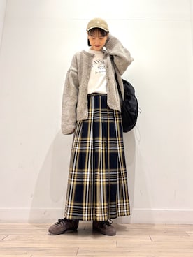 「アイテム（キャップ）」を使った、amiさん（レディース・160cm）の秋コーディネート