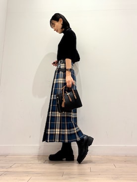 「アイテム（アクセサリー）」を使った、amiさん（レディース・160cm・30代）の秋コーディネート