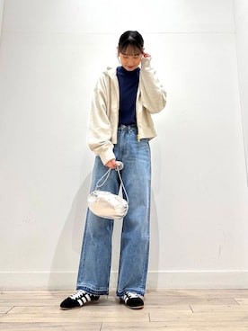 「アーバンリサーチドアーズ」｜「アイテム（ノーカラーコート）」を使った、amiさん（レディース・160cm）の冬コーディネート