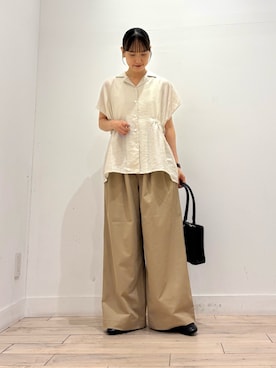 「URBAN RESEARCH DOORS（アーバンリサーチドアーズ）のアイテム（スリッポン）」を使った、amiさん（レディース・160cm）の秋コーディネート