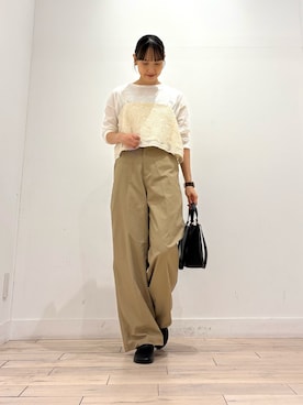 「かぐれ（カグレ）のアイテム（Tシャツ/カットソー）」を使った、amiさん（レディース・160cm）の秋コーディネート