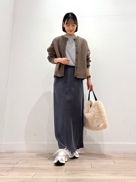 「かぐれ（カグレ）のアイテム（スカート）」を使った、amiさん（レディース・160cm）の秋コーディネート