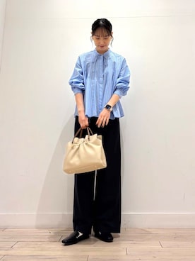 「ブラウス」｜「アイテム（その他アウター）」を使った、amiさん（レディース・160cm）の春コーディネート