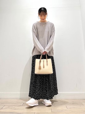 「アイテム（ヘアゴム）」を使った、amiさん（レディース・160cm）の冬コーディネート