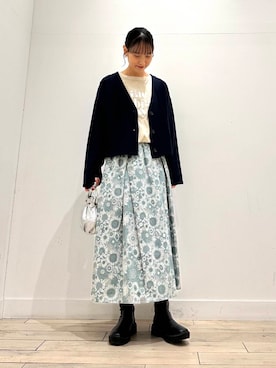 「冬の差し色コーデ」｜「アイテム（ジャケット/アウター）」を使った、amiさん（レディース・160cm）の冬コーディネート