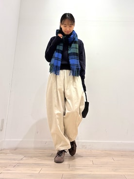 「アイテム（マフラー）」を使った、amiさん（レディース・160cm）の秋コーディネート