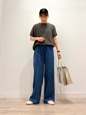 「URBAN RESEARCH Sonny Label（アーバンリサーチサニーレーベル）の接触冷感デニムベイカーパンツ（デニムパンツ、ブルー系）」を使った、amiさん（レディース・160cm）の夏コーディネート